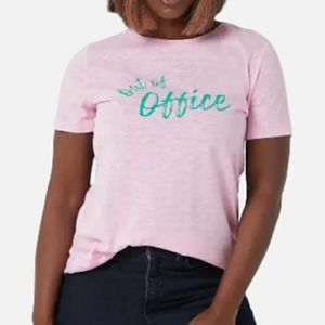 Out of Office Slub Knit Graphic All Worthy Hunter McGrady T Shirt Size Large